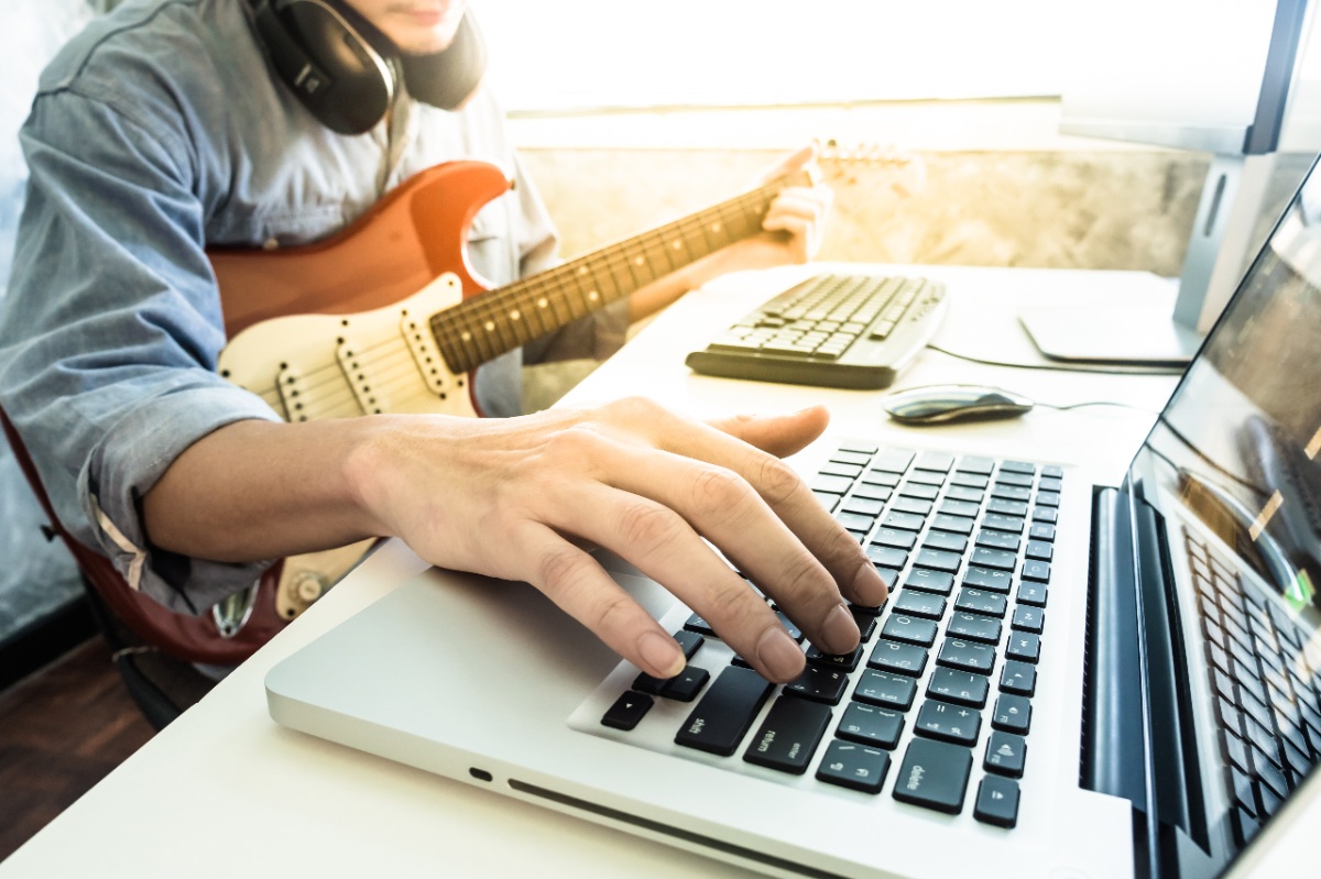 Innovations en magasin : guitares connectées et expériences immersives